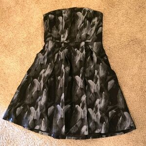 Strapless flare dress black and gray